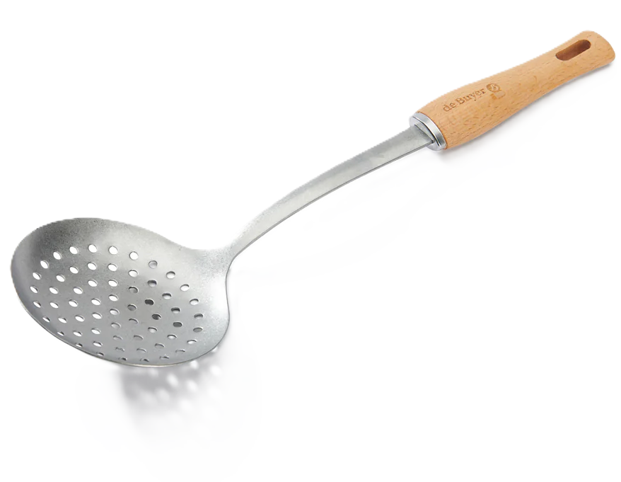مغرفة مخرمة